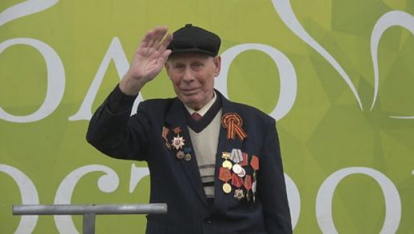 С днем рождения, Борис Егорович Кравцов!